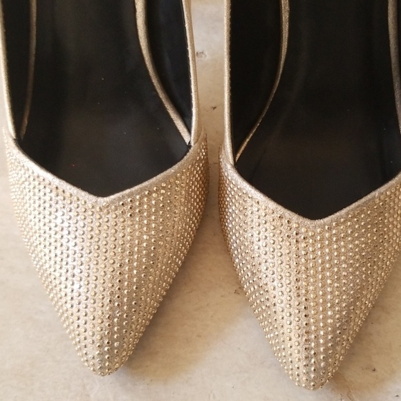 SOLD  "Aldo" Heels - Picture 6 of 6